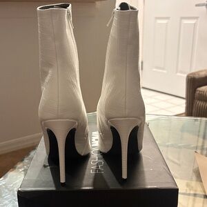 Fashion Nova White Textured Heeled Boots